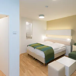 Smart Living - Hauptbahnhof - Self Check-in 4*, Viena Austria
